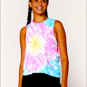 Active Flow Tank Top Sunburst Tie Dye -BNWT